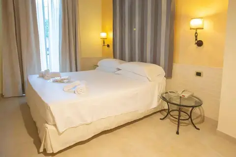 Hotel Baia dei Faraglioni in Mattinata — foto 16