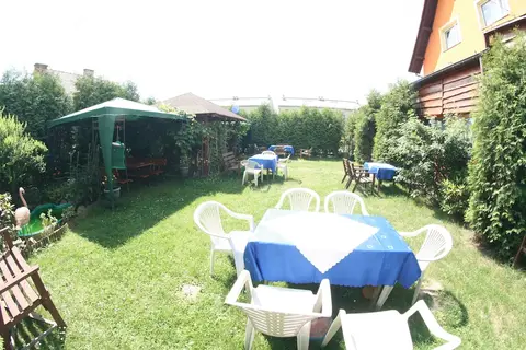 Daisy Superior in Krakau — foto 12