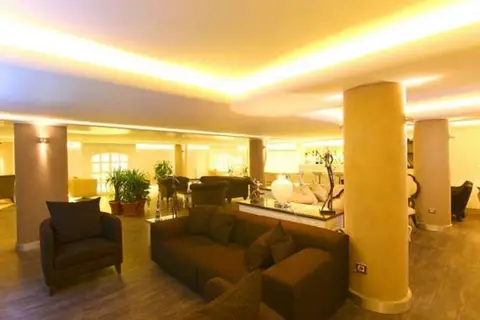 Monaco Hotel in Fatih