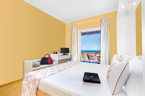 Hotel Piccolo Paradiso in Massa Lubrense — foto 17