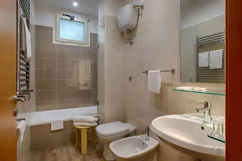 American Hotel in Pozzuoli — foto 26