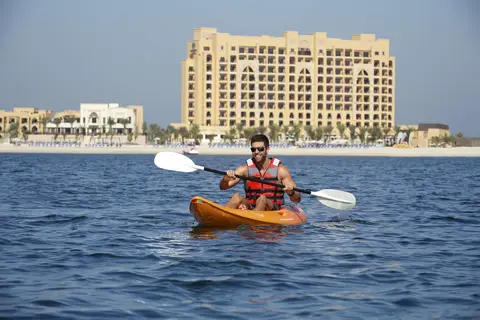 Hampton by Hilton Marjan Island in Radisson Resort Ras Al Khaimah Marjan Island — foto 20