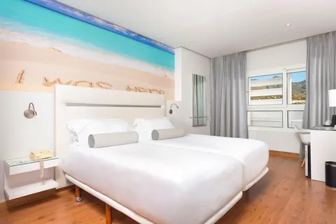 Amare Beach Hotel Marbella - adults recommended in Marbella — foto 42