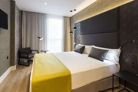 Hotel Catalonia Giralda in Sevilla — foto 2