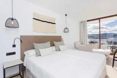 Hotel Sa Clau by Mambo in Sant Antoni de Portmany — foto 16
