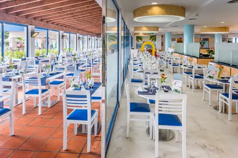 Hotel Tahití Playa in Malgrat de Mar — foto 4