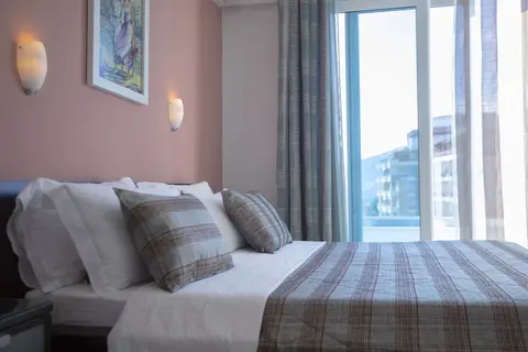 Hotel Oasis in Saranda — foto 30