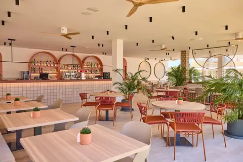 Zafiro Alzinar Mar - adults only in Santa Margalida — foto 5