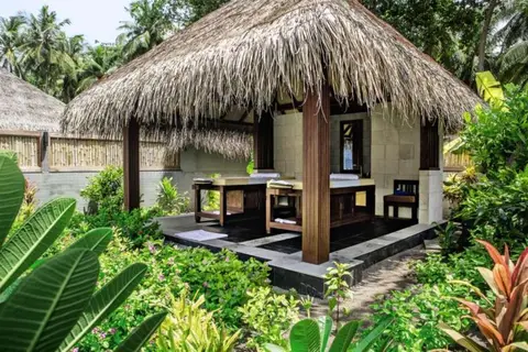 Furaveri Island Resort & Spa in Raa Atoll — foto 26