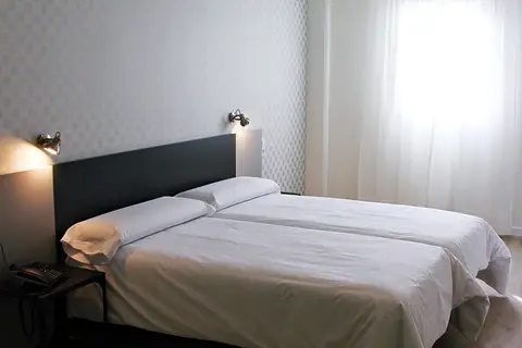 Urban Dream Hotel Nevada in Armilla — foto 22