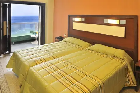 Hotel Benikaktus in Benidorm — foto 13