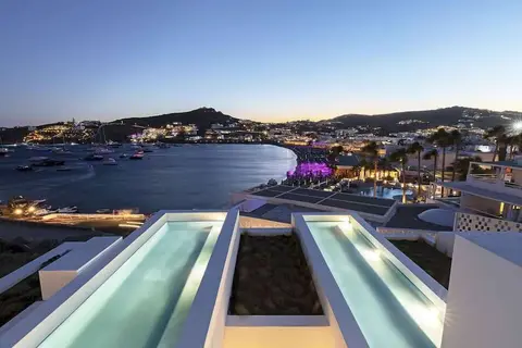 Cubic Hotel in Ορνός — foto 15
