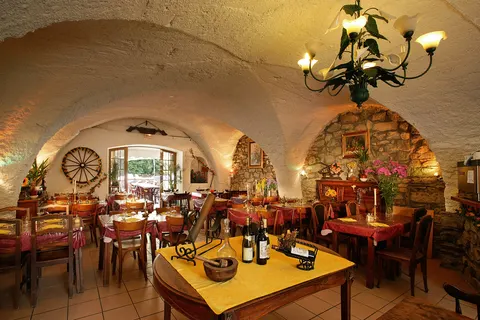 Camping Château De Rochetaillée foto 7