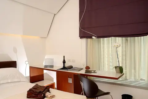 Black Hotel in Rome — foto 19