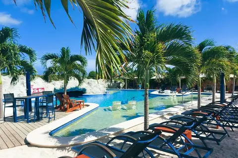 The Ritz Village Hotel in Willemstad — foto 9