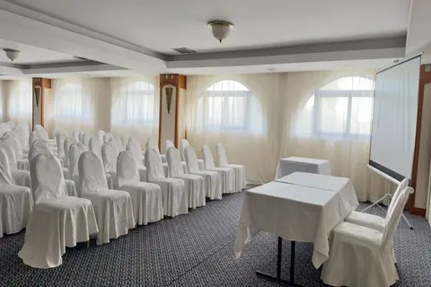 Navarria Hotel in Limassol — foto 9