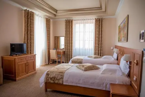 Hotel Boka in Tirana — foto 5