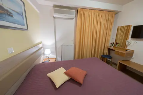 Hotel Poseidon in Δημοτική Ενότητα Βραχναιίκων — foto 15