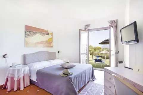 Stefania Boutique Hotel by the Beach in Terranoa/Olbia — foto 6
