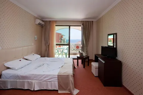 St George Palace in Nesebar — foto 4