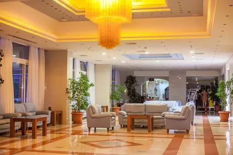 Pegasos Deluxe Beach Hotel in Φαληράκι — foto 17