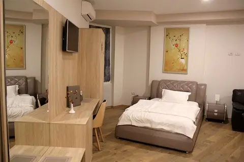 VH Park Hotel Tirana in Kashar — foto 26