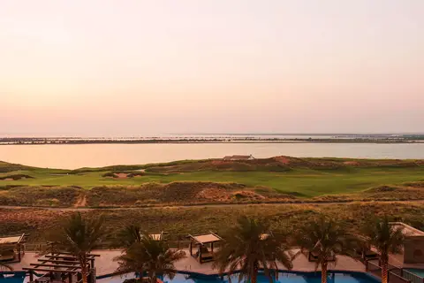 Radisson Blu Hotel Abu Dhabi Yas Island in جزيرة ياس — foto 2