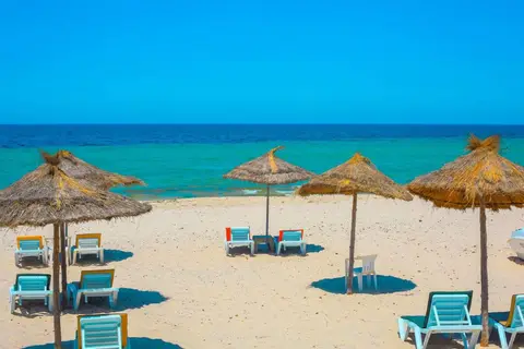 Neptunia Beach in المنستير — foto 5