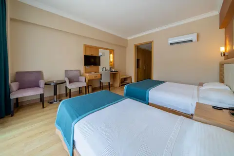 Pasa Beach Hotel in Marmaris — foto 22