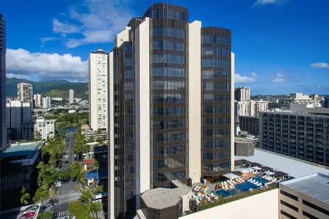 Hyatt Centric Waikiki Beach in Honolulu