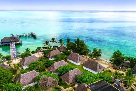 Reef & Beach Resort in Jambiani — foto 8