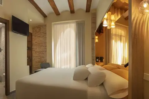 SH Suite Palace in Valencia — foto 2