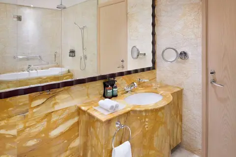 Hotel Crowne Plaza Dubai Jumeirah in Dubai — foto 14