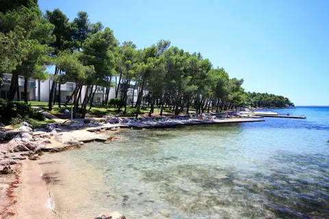 Crvena Luka Resort in Biograd na Moru — foto 15