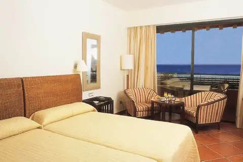 Puerto Antilla Grand Hotel in Lepe — foto 30