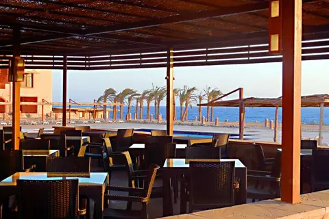 Viva Blue Resort & Diving in Coraya Divers Naga Bay — foto 7