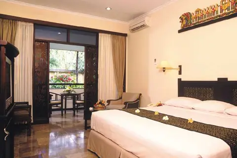The Seminyak Beach Resort & Spa in Kuta — foto 3