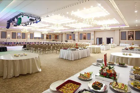 Teymur Continental Hotel & Convention Center in Şahinbey — foto 30
