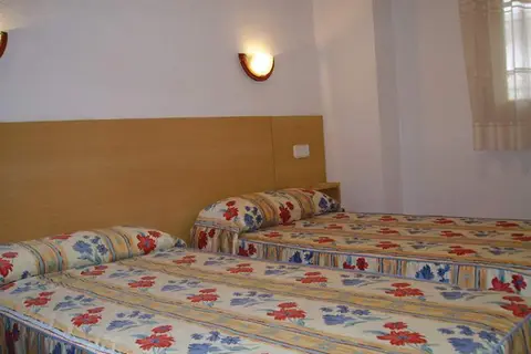 Iris Bahia Dorada in Salou — foto 20