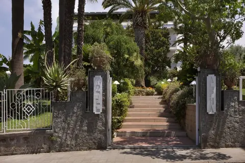 Hotel Alpha Sorrento Coast in Sant'agnello