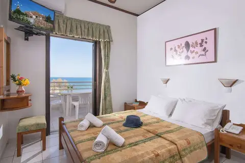 Iliostasi Beach Appartementen in Koutouloufari