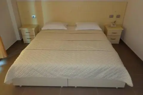 Hotel Piazza in Peshkopia — foto 24