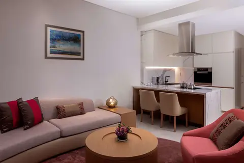 Hilton Dubai Creek Residences in Dubai — foto 17