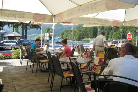 Jezero in Bohinjsko jezero — foto 14