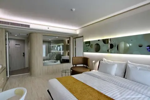 Pattaya Discovery Beach in พัทยา — foto 24