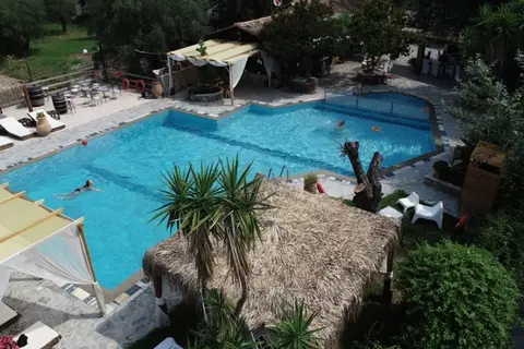 Nikos Spiti in Κυρὰ Χρυσικού — foto 13