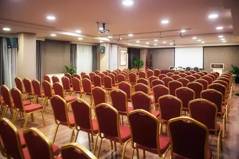 Mondial in Tirana — foto 6