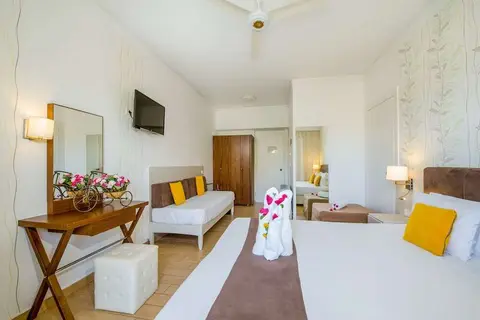 Kalyves Beach Hotel in Καλύβες — foto 5
