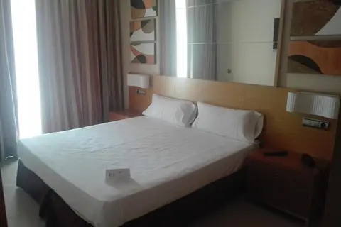 Exe Cunit Suites & Spa in el Vendrell — foto 3