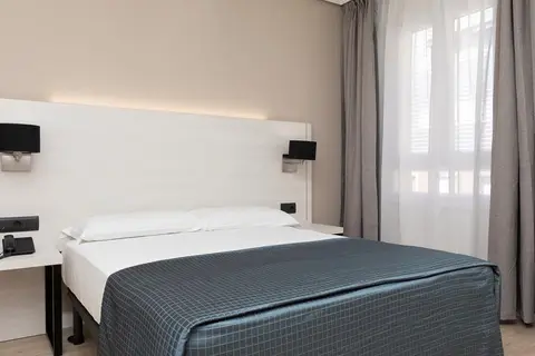Porcel Ganivet in Madrid — foto 2
